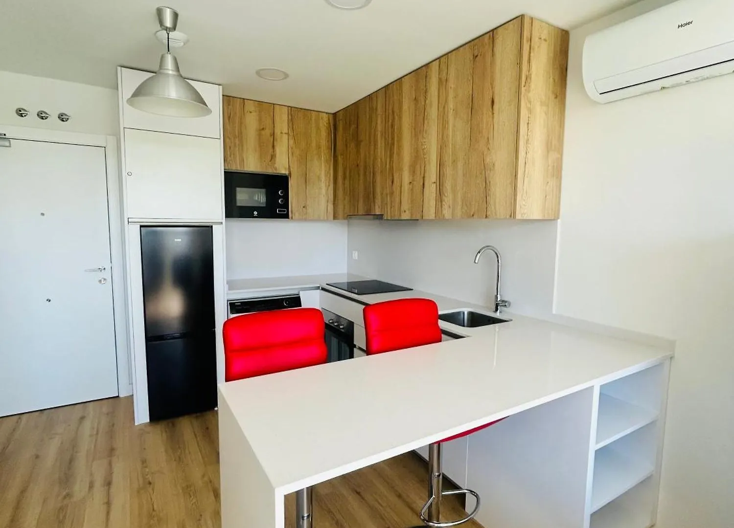 Апартаменты Loft 29 Con Piscina, Terraza, Jardin Y Netflix Сан-Себастиан-де-лос-Рейес 0*,